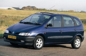 Купить б у автозапчасти Renault Megane