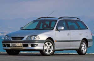 Бу запчасти Toyota Avensis