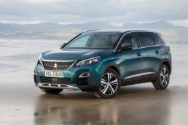 Б/у запчасти Peugeot 5008