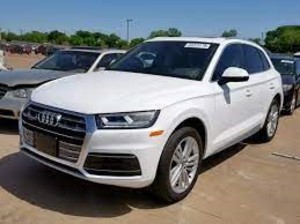 Купить б у автозапчасти Audi Q5