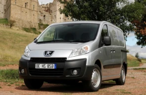 Бу запчасти Peugeot Expert