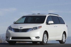Купить б у автозапчасти Toyota Sienna