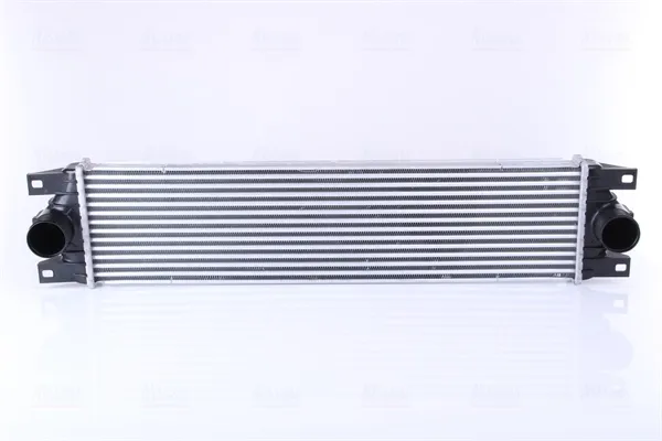 Интеркулер 96767 Nissens