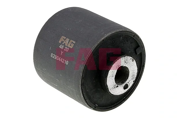 Сайлентблок нижнего переднего рычага на Mercedes S  W221