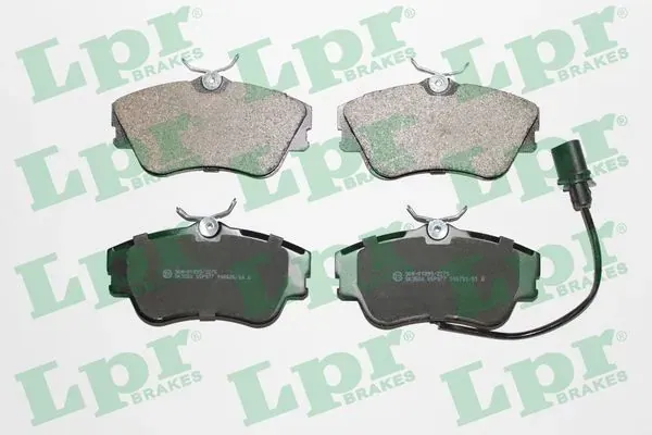 Передние тормозные колодки 05P977 LPR