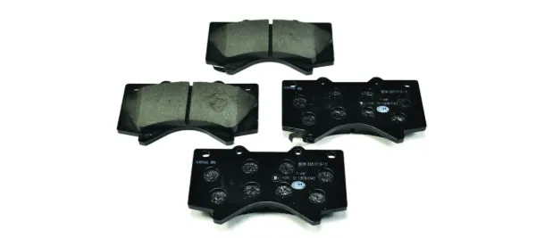 Передние тормозные колодки 8DB355013151 HELLA