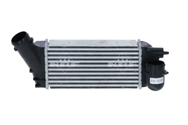 Интеркулер 30195 NRF