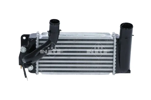 Интеркулер Toyota Auris UKP