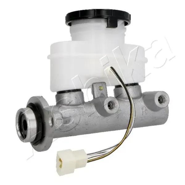 Главный тормозной цилиндр Isuzu Trooper UBS