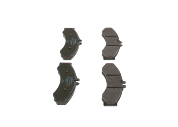Колодки тормозные передние дисковые BOSCH 0986424832