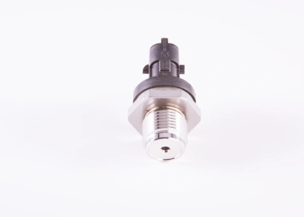 Датчик давления топлива 0281006158 Bosch