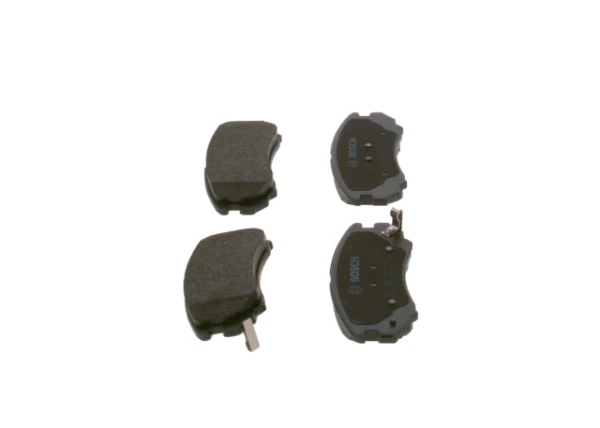 Колодки тормозные передние дисковые BOSCH 0986424815