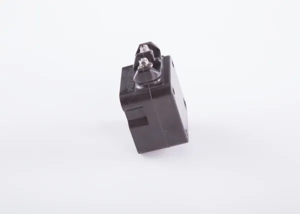 Втягивающее реле стартера F00HN37431 Bosch