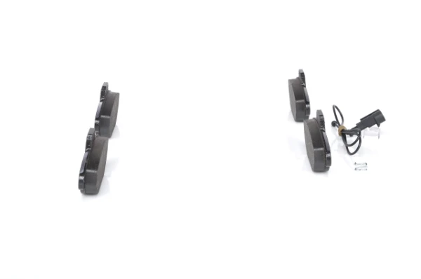 Передние тормозные колодки 0986424379 Bosch