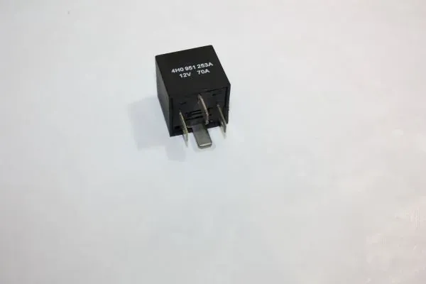 Реле вентилятора 150025710 Dello/Automega