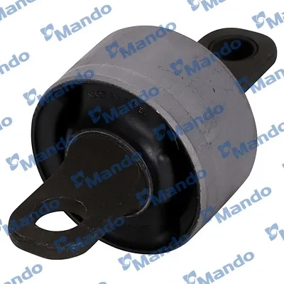Сайлентблок заднего продольного рычага DCC010772 Mando