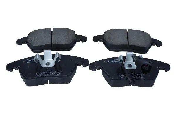 Передние тормозные колодки 190638 Maxgear