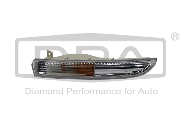 Габарит (указатель поворота) в бампере, правый 99531790202 Diamond/DPA