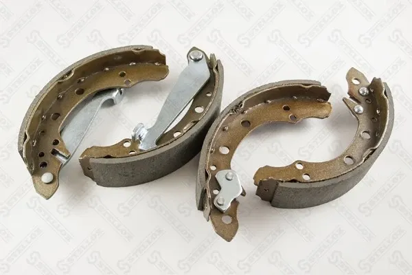 Задние барабанные колодки 000584SX Stellox
