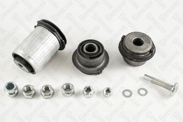 Сайлентблок переднего рычага 7121499SX Stellox