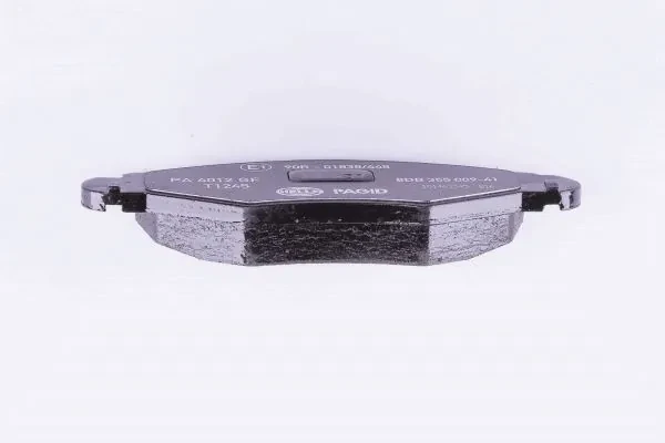 Передние тормозные колодки 8DB355009411 HELLA
