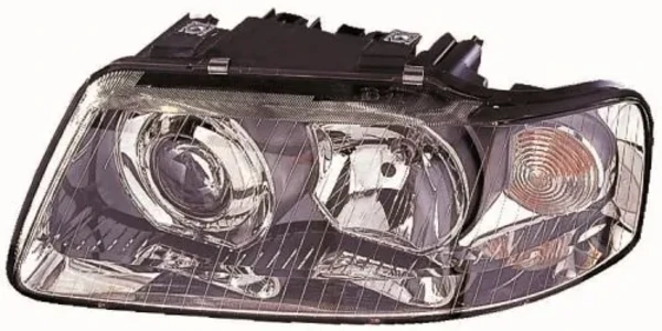  Правая фара Audi A3 