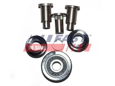 Ролик двери боковой (сдвижной) правый центральный FAST FT95553