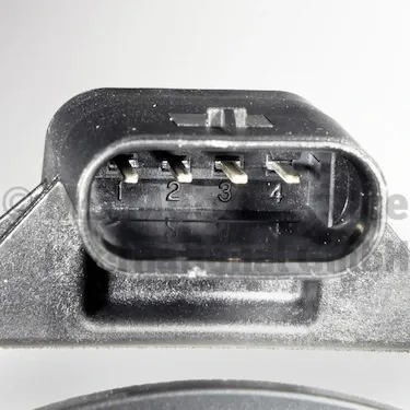 Дополнительная помпа 31439796 Volvo