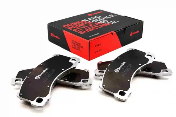 Передние тормозные колодки 07B31467 Brembo