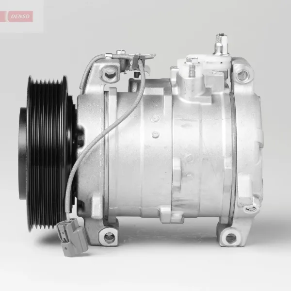 Компрессор кондиционера DCP40012 Denso