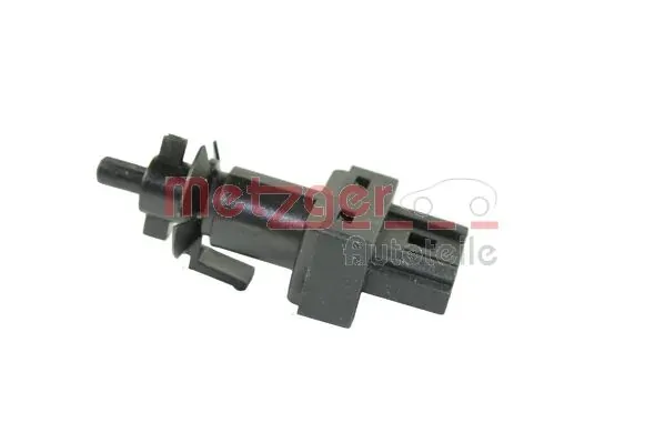 Датчик включения сцепления 0911124 Metzger