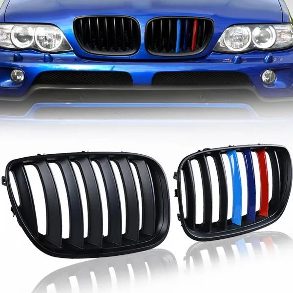 Решетка радиатора левая 51137124815 BMW