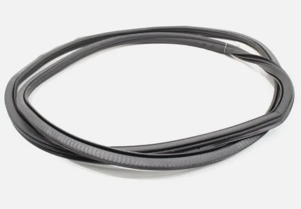 Уплотнитель двери задней (на кузове) 51727454427 BMW