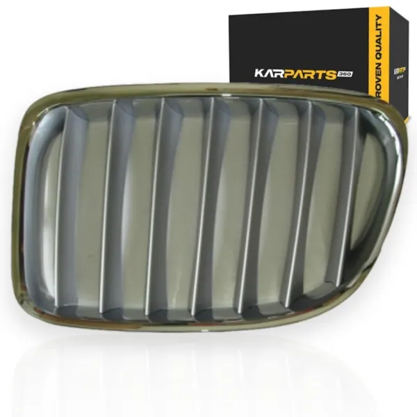 Решетка радиатора левая 51112993307 BMW