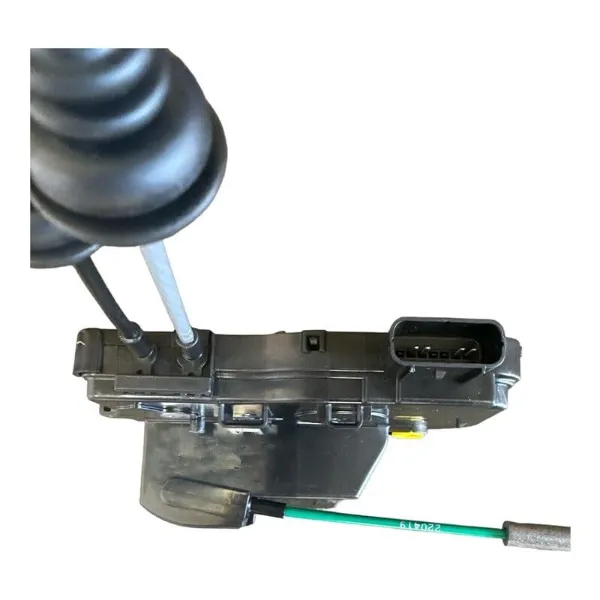 Замок водительской двери 813103V000 Hyundai/Kia