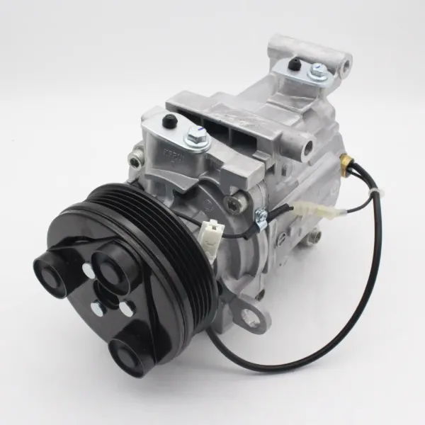 Компрессор кондиционера CC4361450E Mazda