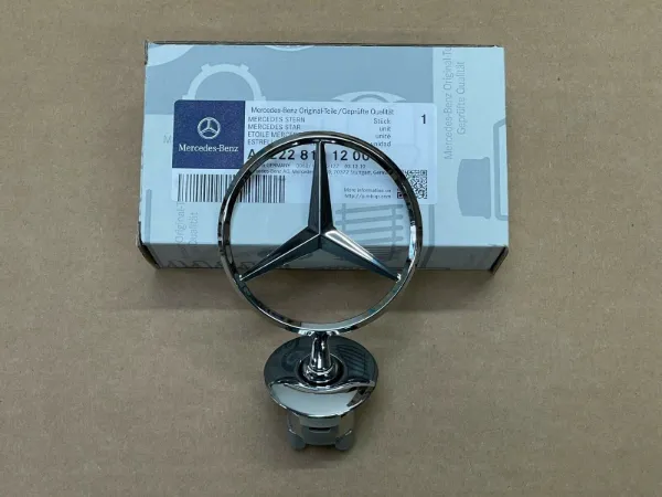 Эмблема капота 2228101200 Mercedes