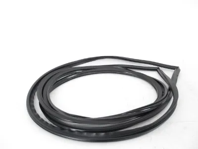 Молдинг стекла заднего TOYOTA 75571AC020