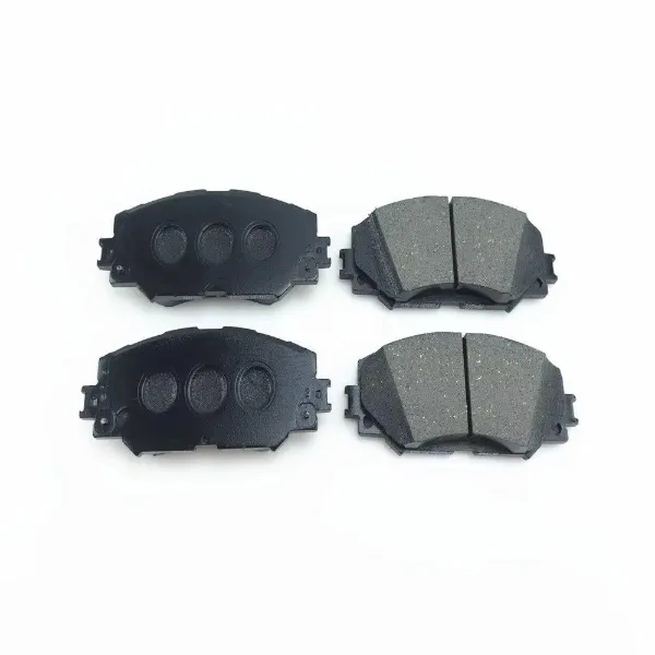 Передние тормозные колодки 0446512610 Toyota