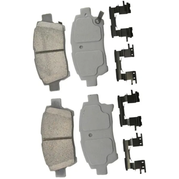 Передние тормозные колодки 0446574020 Toyota