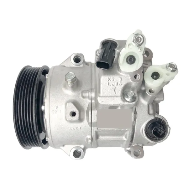 Компрессор кондиционера 8831042333 Toyota
