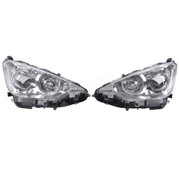 Правая фара 8111052E81 Toyota