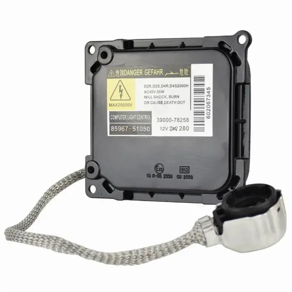 Лампочка ксеноновая 8110747240 Toyota