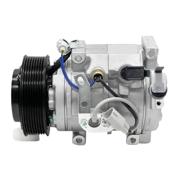 Компрессор кондиционера 883206A330 Toyota