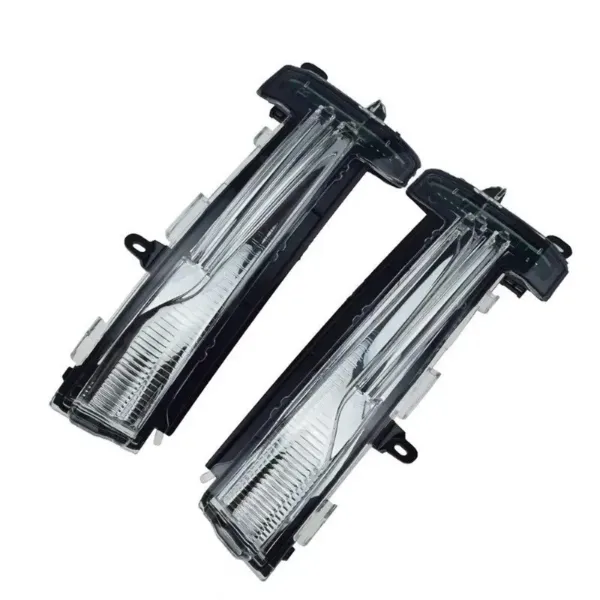 Указатель поворота зеркала правый 31371879 Volvo