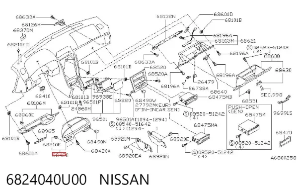 Облицовка щитка приборов "торпедо" 6824040U00 Nissan/Infiniti