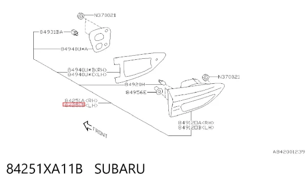Фонарь задний левый внутренний 84251XA11B Subaru