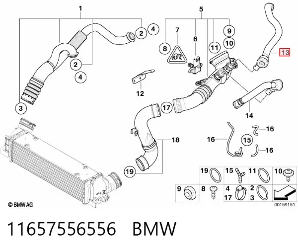 Патрубок интеркулера 11657556556 BMW
