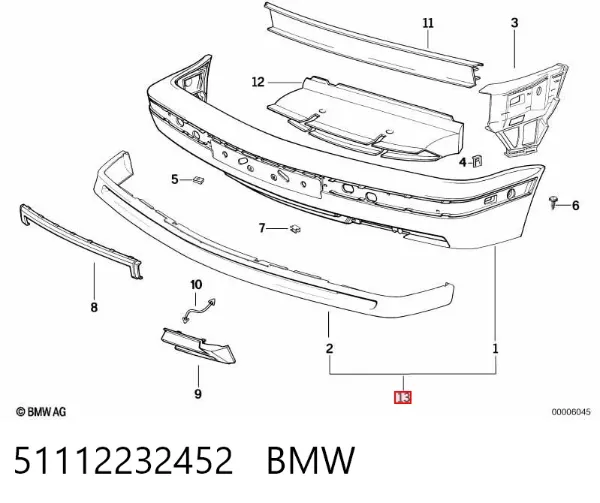 Передний бампер 51112232452 BMW