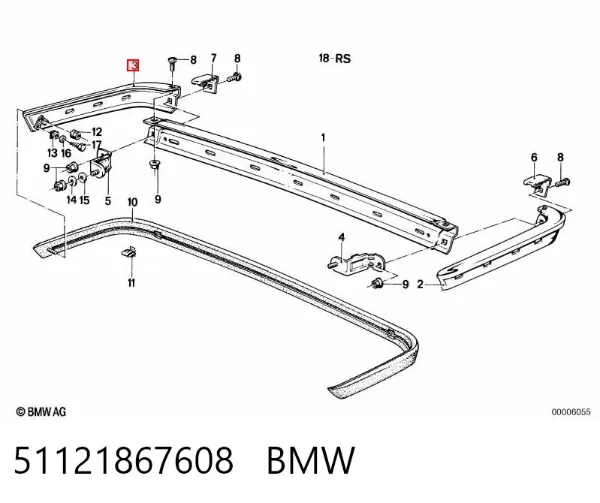 Бампер задний, правая часть 51121867608 BMW